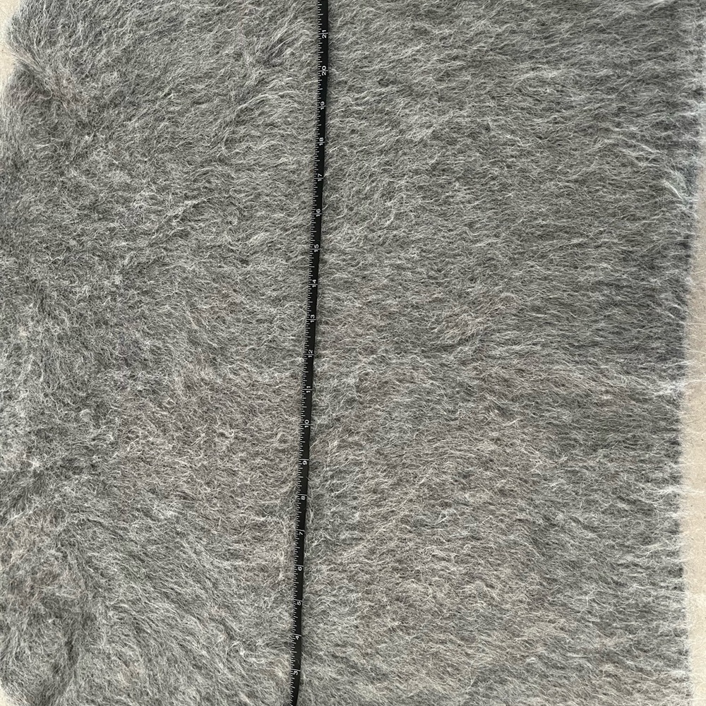 Toteme Gray Alpaca Boxy Wool Sweater Medium M RARE Soft Luxury - Picture 11 of 12